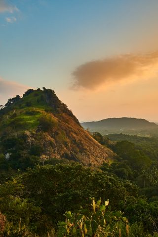 5 Reasons Why You Should Visit Sri Lanka